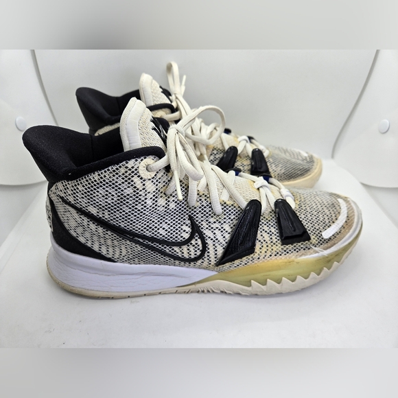 kyrie brooklyn beats shoes